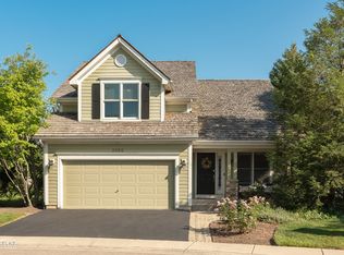 2350 Brookside Ln, Aurora, IL 60502