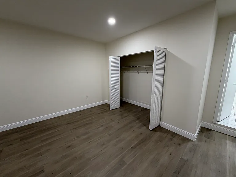 17133 SW 146th Ct — Photo 3