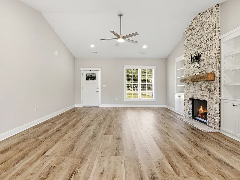 202 Ashley Ave — Photo 12