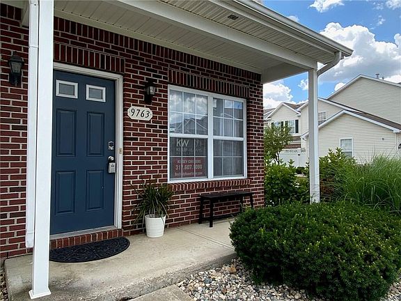 2nd image of 9763 Silver Leaf Dr #8