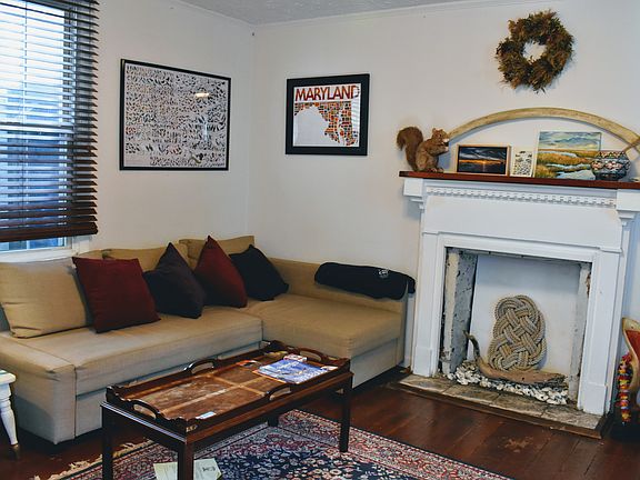 5th image of 28 College Ave