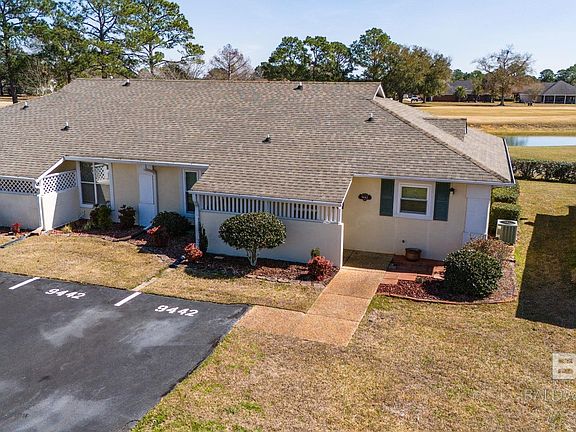4th image of 9442 Villas Dr #9442