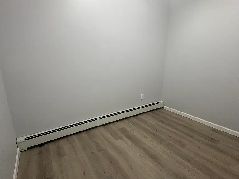 41 Halstead St #1L — Photo 12