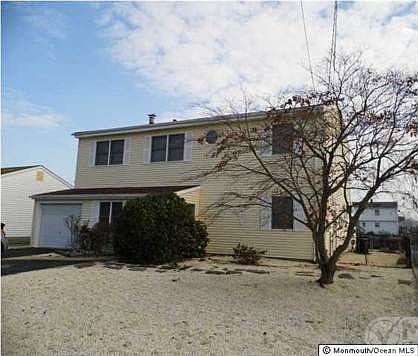 3rd image of 71 Archer Ave S