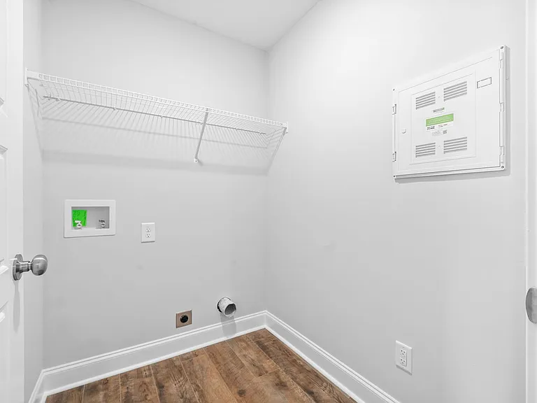 919 Martin St #E — Photo 13