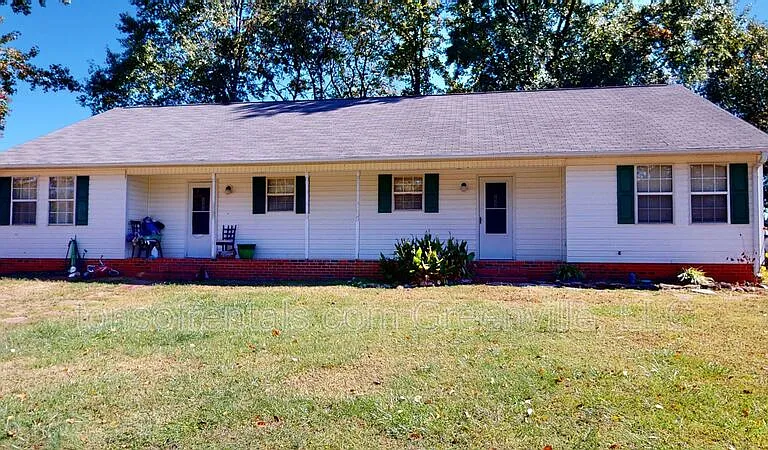 1552 Shoally Creek Rd — Photo 1