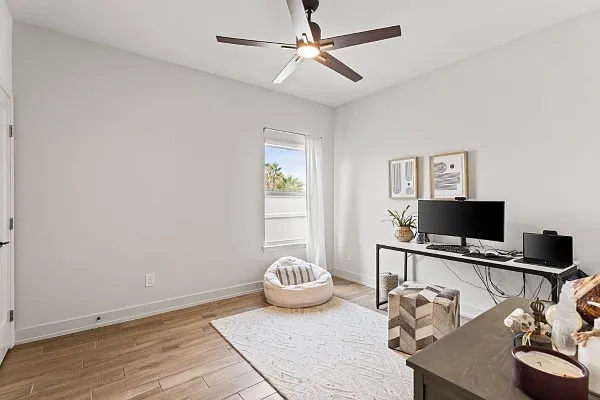 5 bed, 2827 sqft, $4,200 — Photo 4
