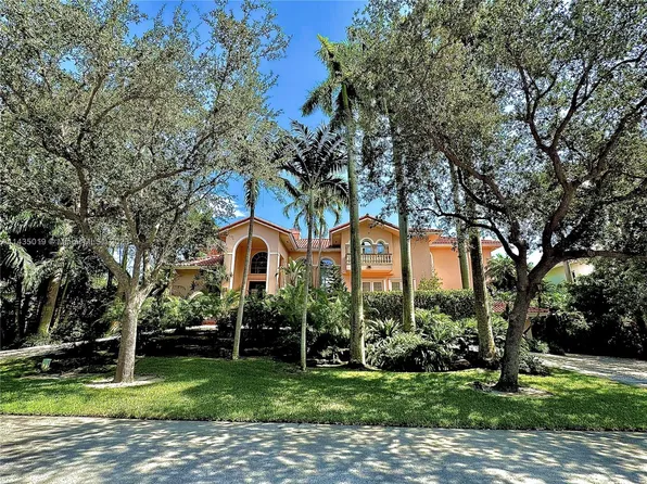 168 Paloma Dr, Coral Gables, FL 33143