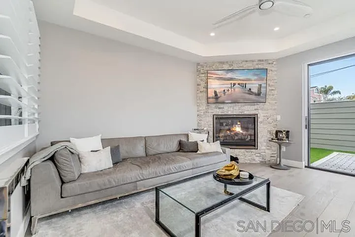 710 E Ave — Photo 23