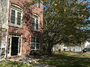 22932 Rose Quartz Sq, Ashburn, VA 20148