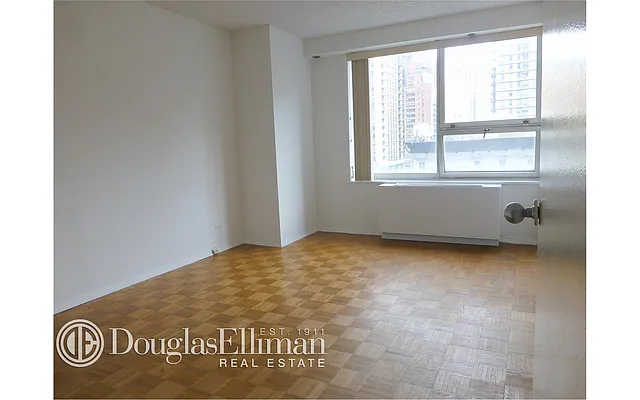 Rented by Douglas Elliman | media 9