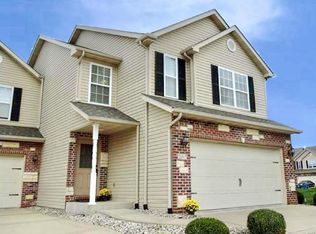 2017 Briarbend Ct, Maryville, IL 62062