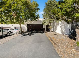 3 La Villita Cir NE, Albuquerque, NM 87112