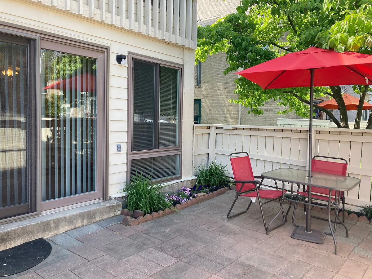 Patio with patio furniture included - Ridgeline Dr