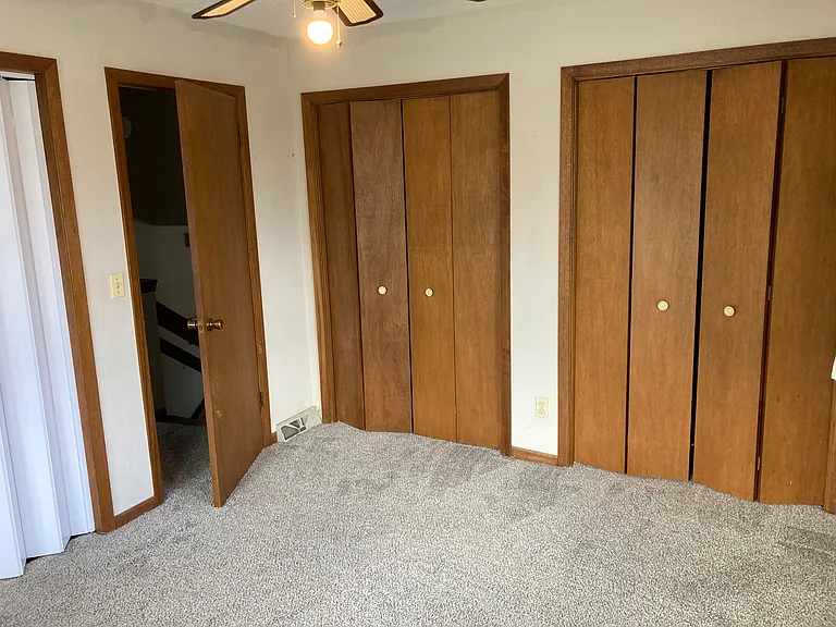 Kansa Ln — Photo 25