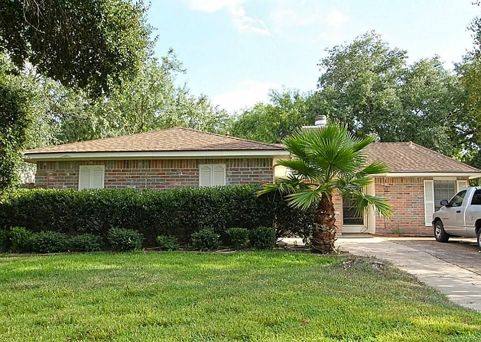 1st image of 18755 Shannon Glen Ln