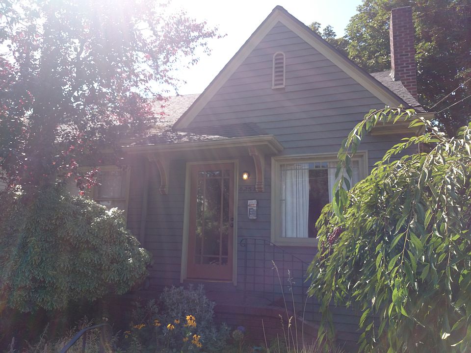 2nd image of 6251 25th Ave NE