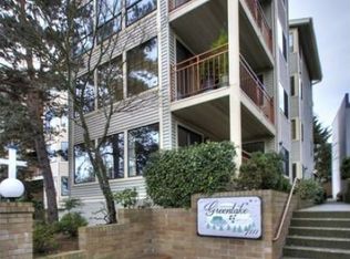 7111 Linden Ave N APT 101, Seattle, WA 98103