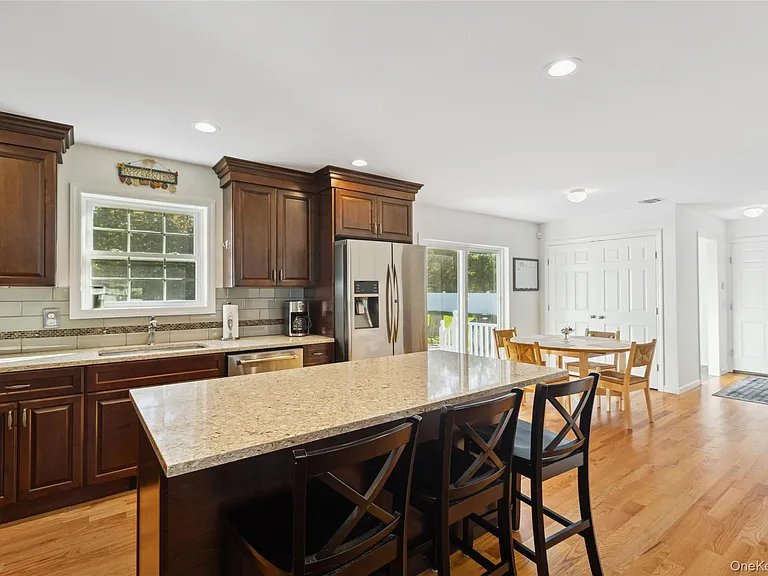 16 Mastro Ct — Photo 13