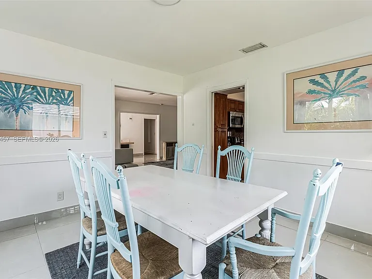 633 N Crescent Dr — Photo 26