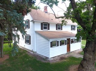 155 N Skare Rd, Kings, IL 61068