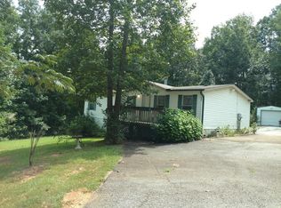 247 The Pines Rd, Cleveland, GA 30528