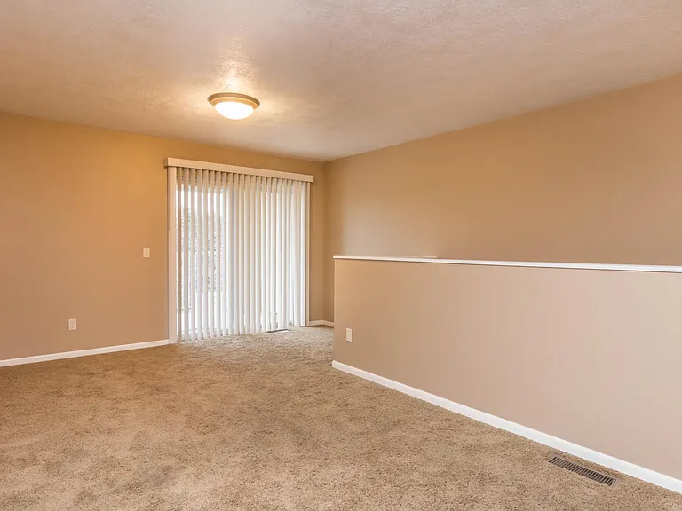 Redwood Court — Photo 8
