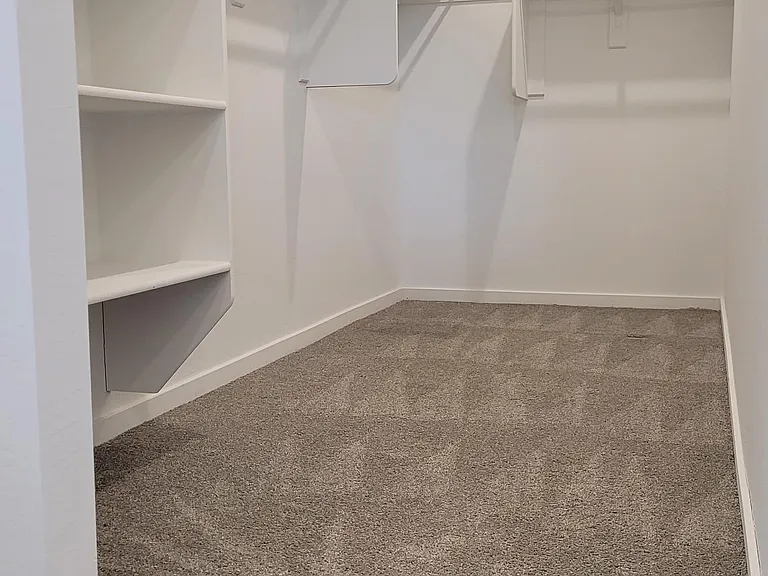 15998 W Smoketree Dr — Photo 10
