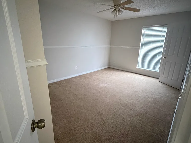1608 Cedrus Ln — Photo 13