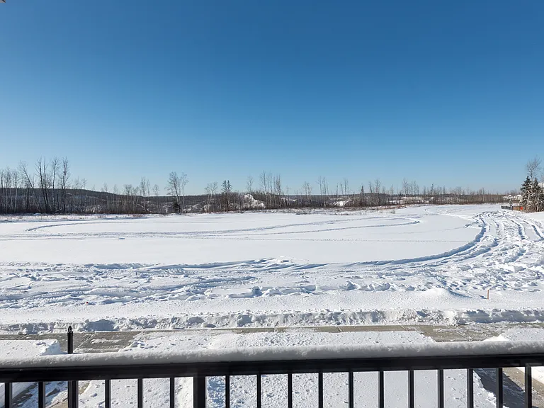 401 Athabasca Ave — Photo 37
