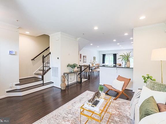 5th image of 4325 Adkisson Ln