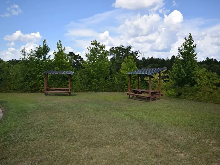 Dogwood Terrace — Photo 8