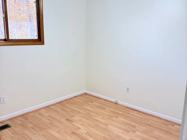 56 Dunwood Rd — Photo 11