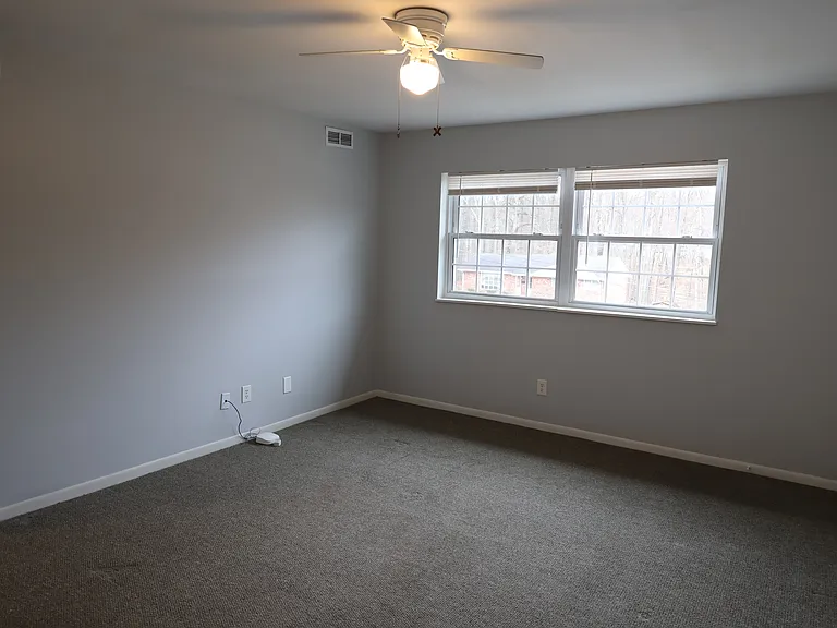 205 Long St — Photo 18