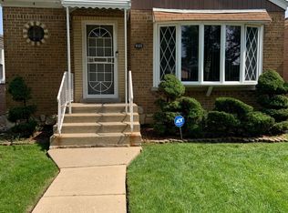 9123 S Emerald Ave, Chicago, IL 60620