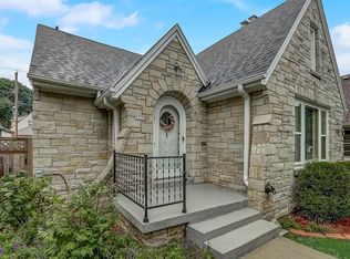 3739 N 54th Blvd, Milwaukee, WI 53216