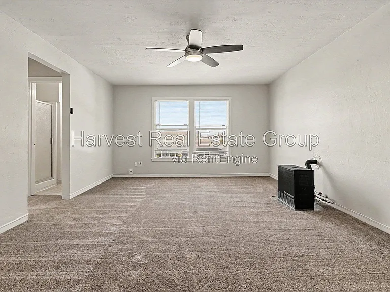 22284 Mission Blvd — Photo 5