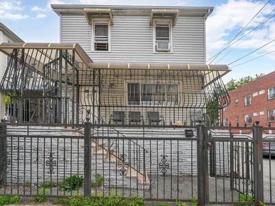 622 Saint Lawrence Avenue, Bronx, NY, 10473