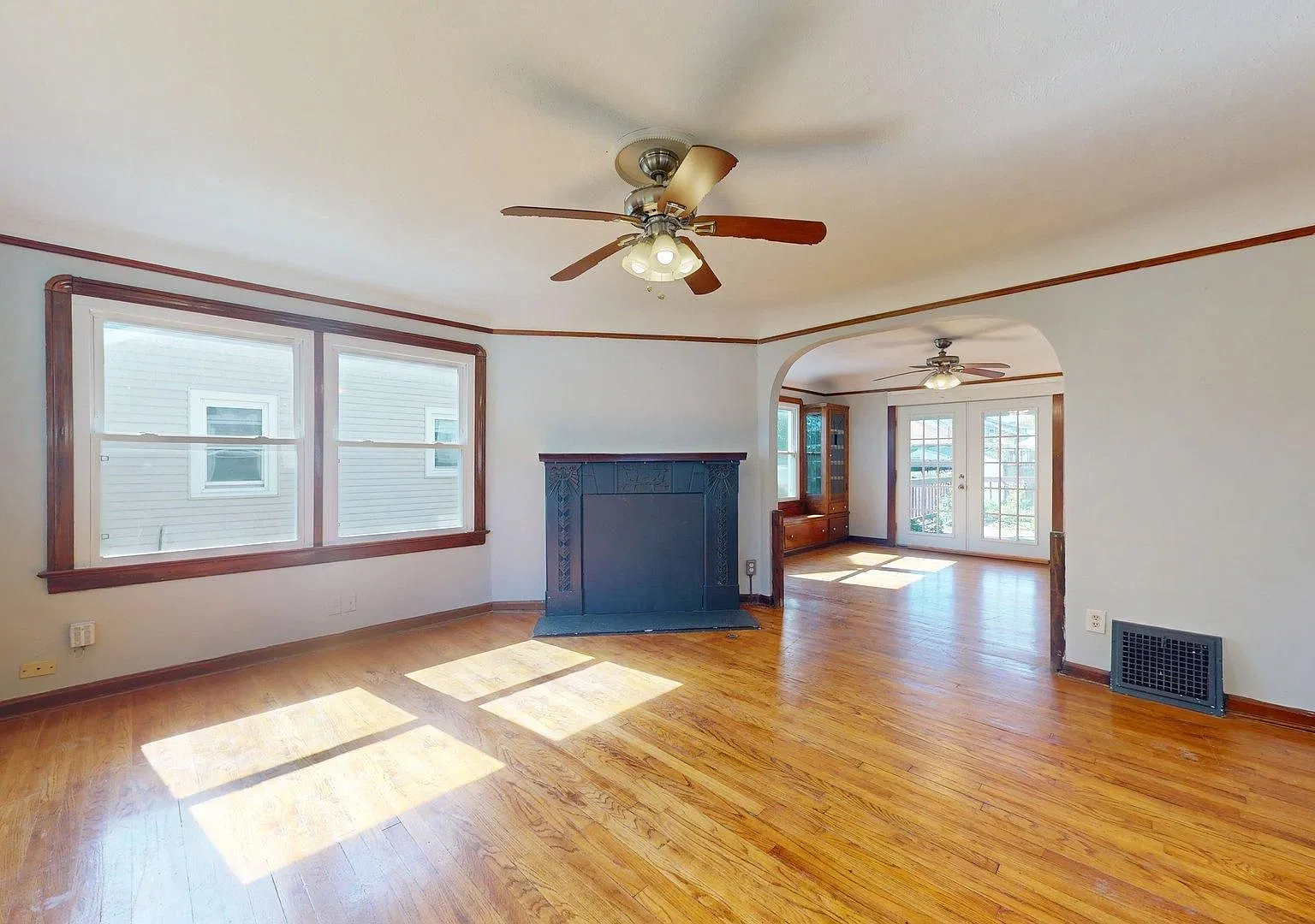 Westpark - 3 Bedrooms - Single Family Home — Photo 1