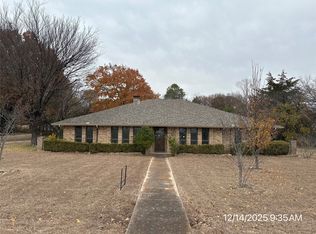 103 Red Bud Ct, Red Oak, TX