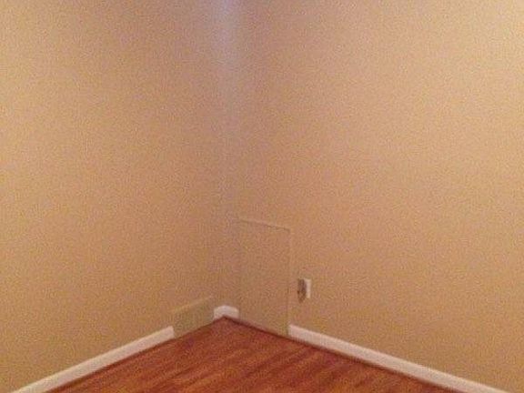 4th image of 7000 Town Ln