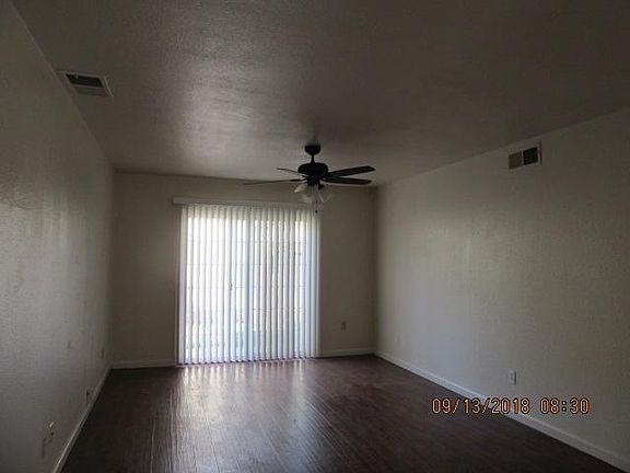 3rd image of 100 Lindley Dr