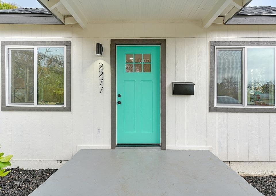 2277 Beaumont St, Sacramento, CA 95815 Zillow