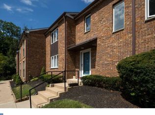 17 West Close, Moorestown, NJ 08057