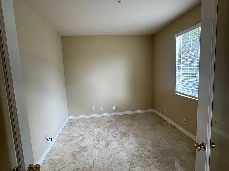 170 Trofello Ln — Photo 18