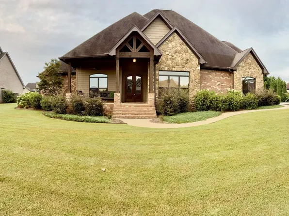 104 Brandt Dr, Tuscumbia, AL 35674