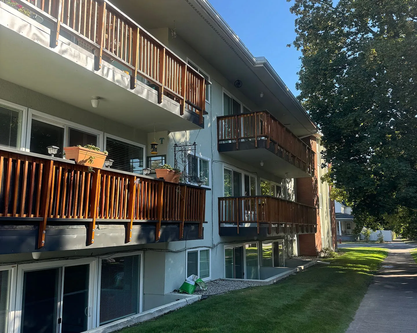 East Village Apartments — Photo 1