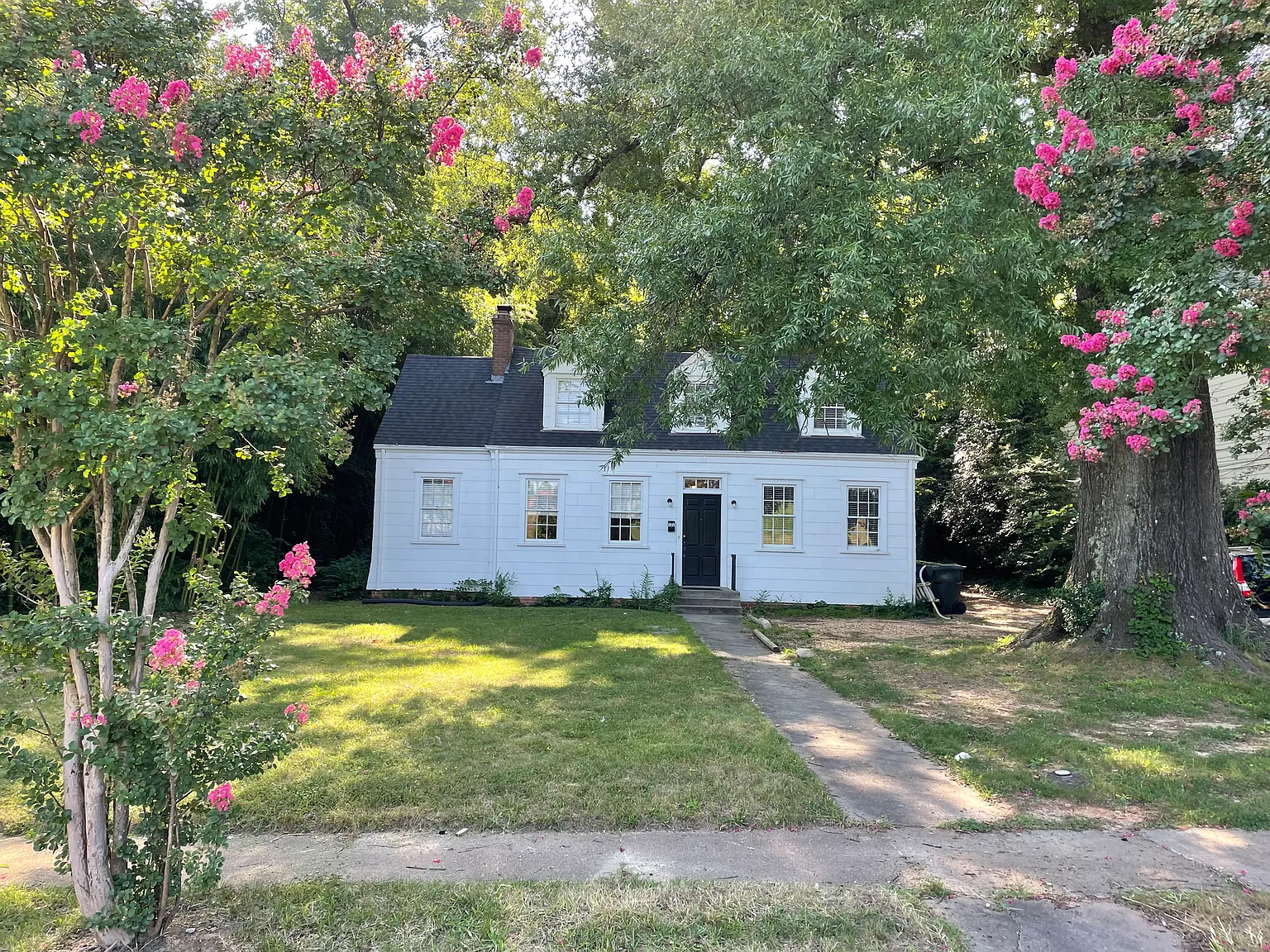 3 bed, 1900 sqft, $2,775 — Photo 1