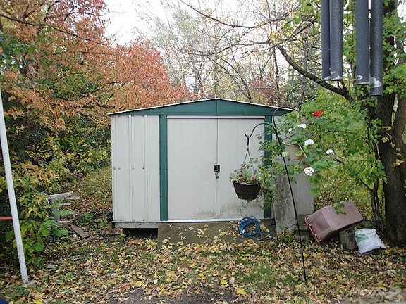 Clark Shed 1