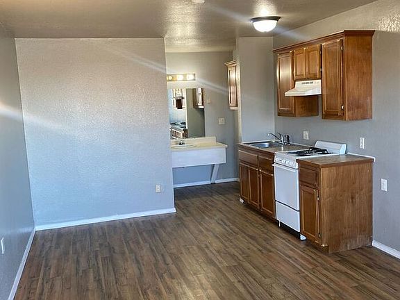 2nd image of 636 Frankie Matthew Dr #8